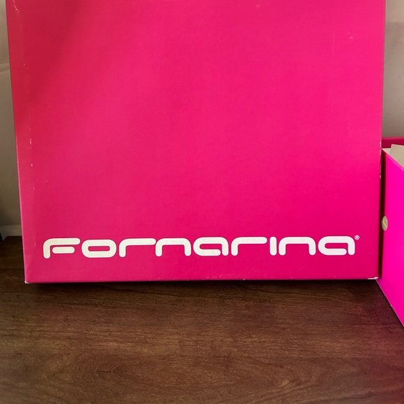 Vintage NWOT Fornarina Red Heels with ankle strap - Picture 10 of 13